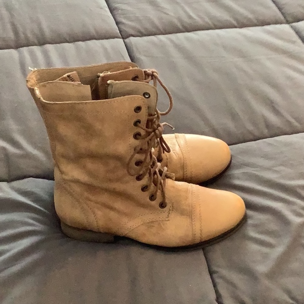 These are womens Combat boots.